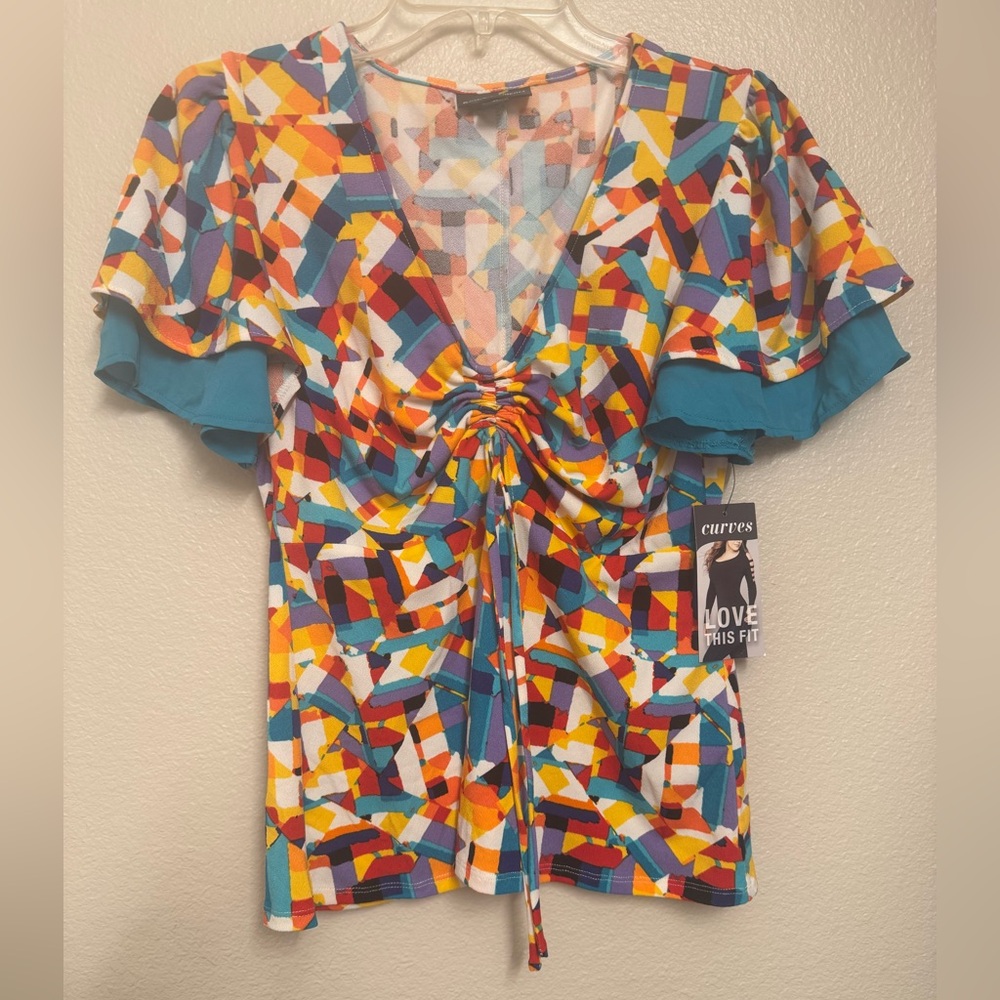 BOLD elements Teal-Accented Multicolor Ruched V-Neck Flutter Sleeve Top